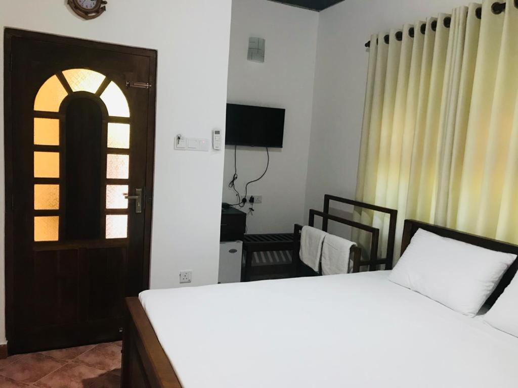 Langama Thena - ළඟම තැන Hotel Anuradhapura Exterior photo