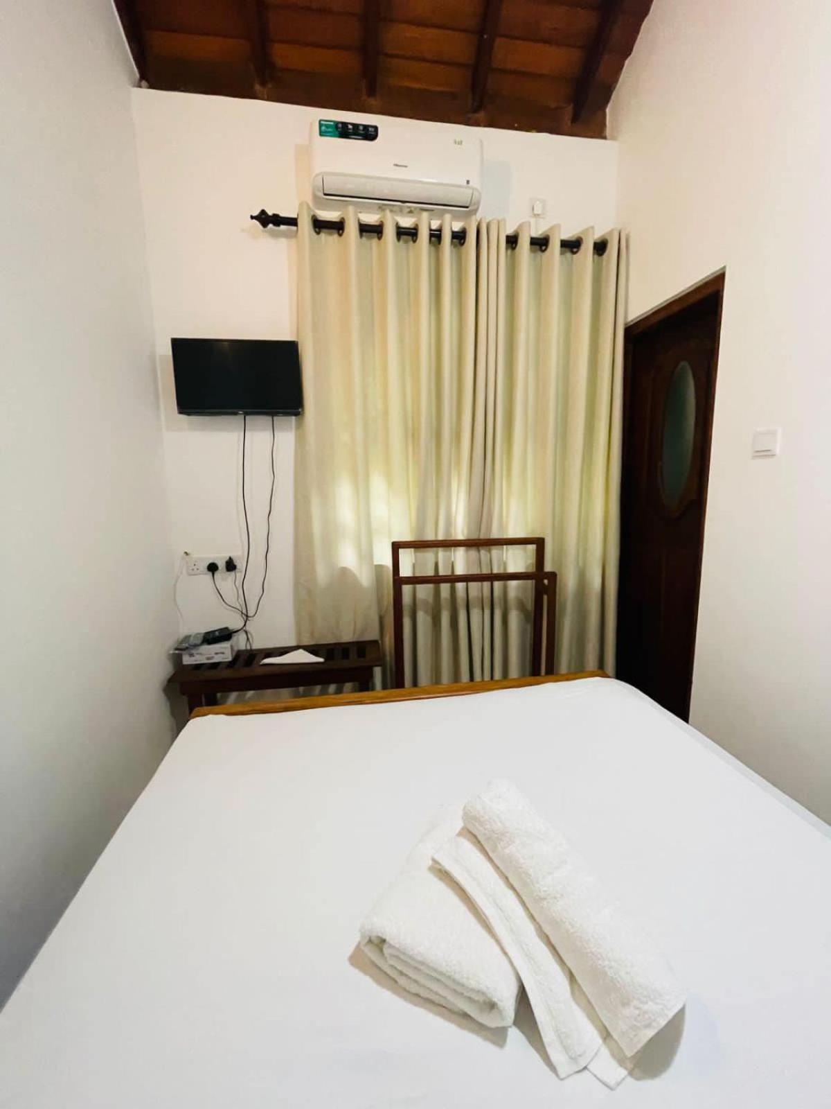 Langama Thena - ළඟම තැන Hotel Anuradhapura Exterior photo